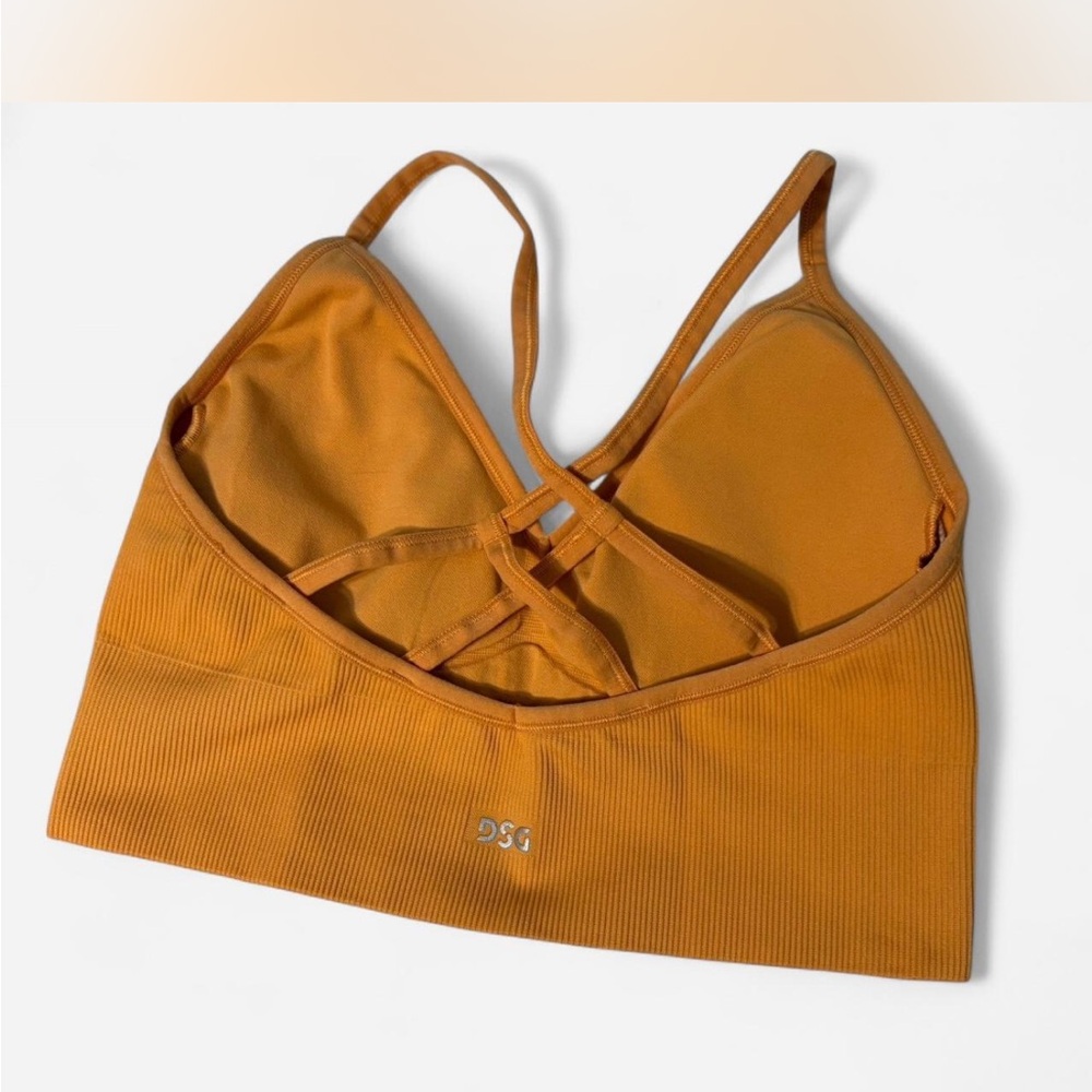 Workout Top - Picture 2 of 2